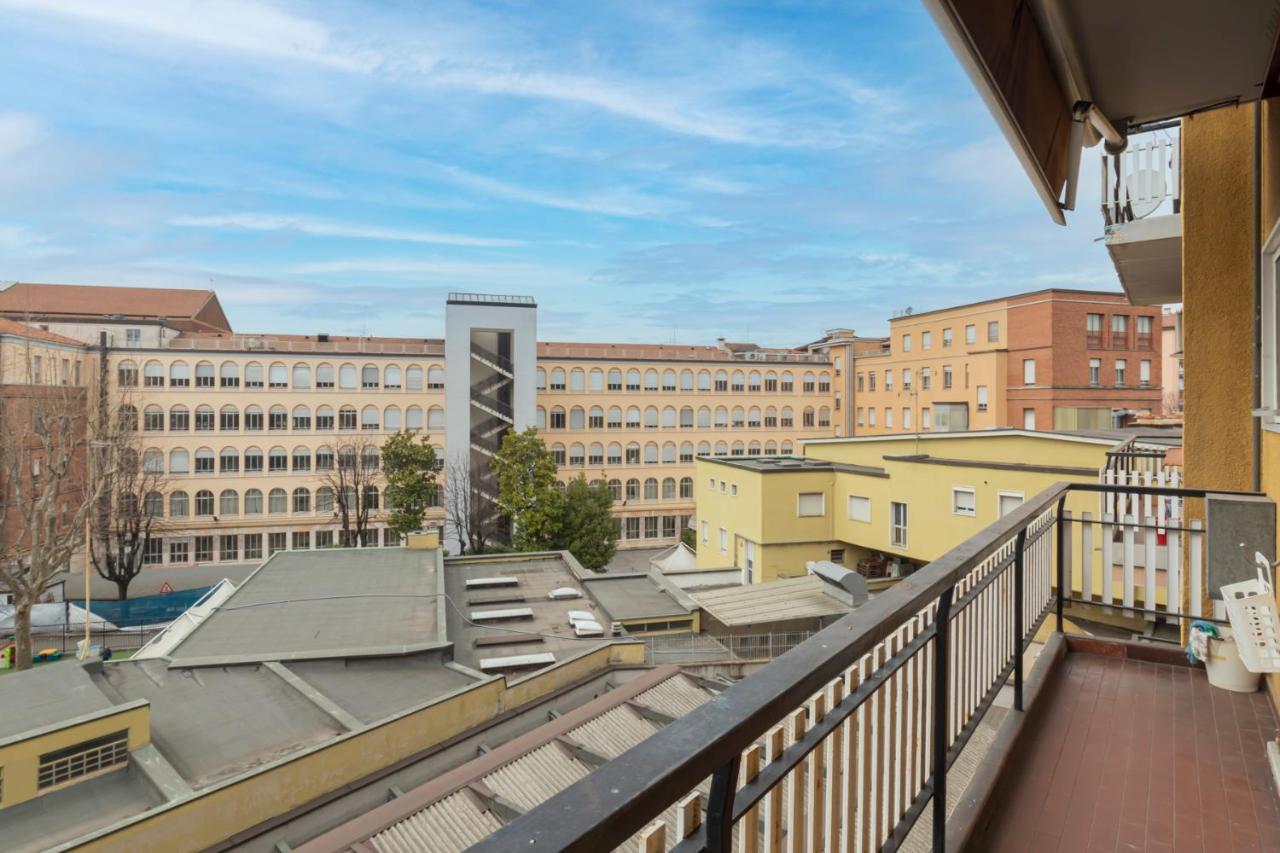 Cosy 1 Bed Flat With Terrace Lägenhet Milano Exteriör bild