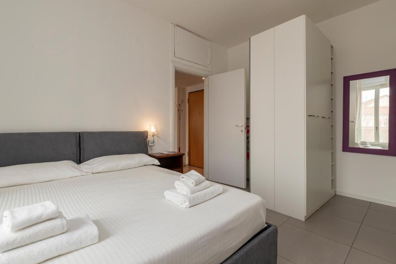 Cosy 1 Bed Flat With Terrace Lägenhet Milano Exteriör bild